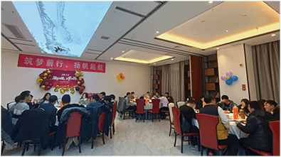 公司組織的團(tuán)建游戲活動(dòng)